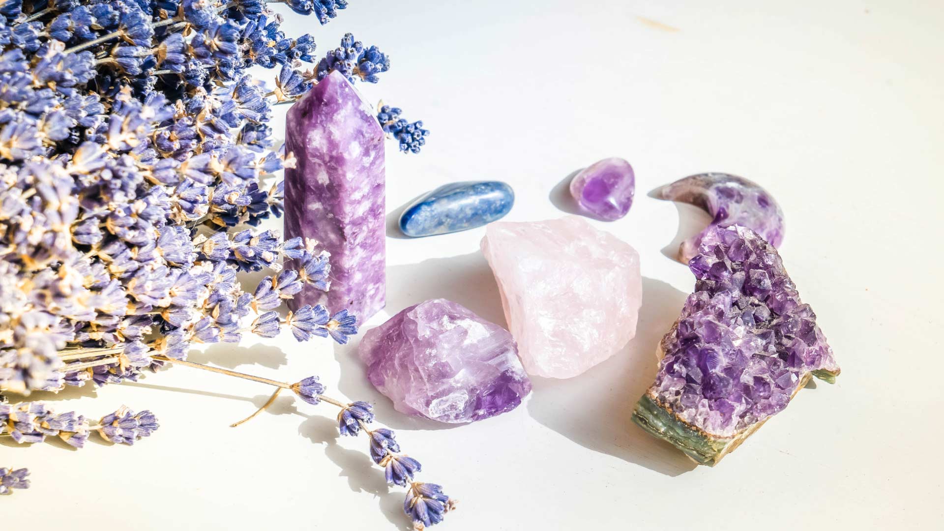 Die wichtigsten Heilsteine und ihre Wirkung Heilsteine: Lavendel